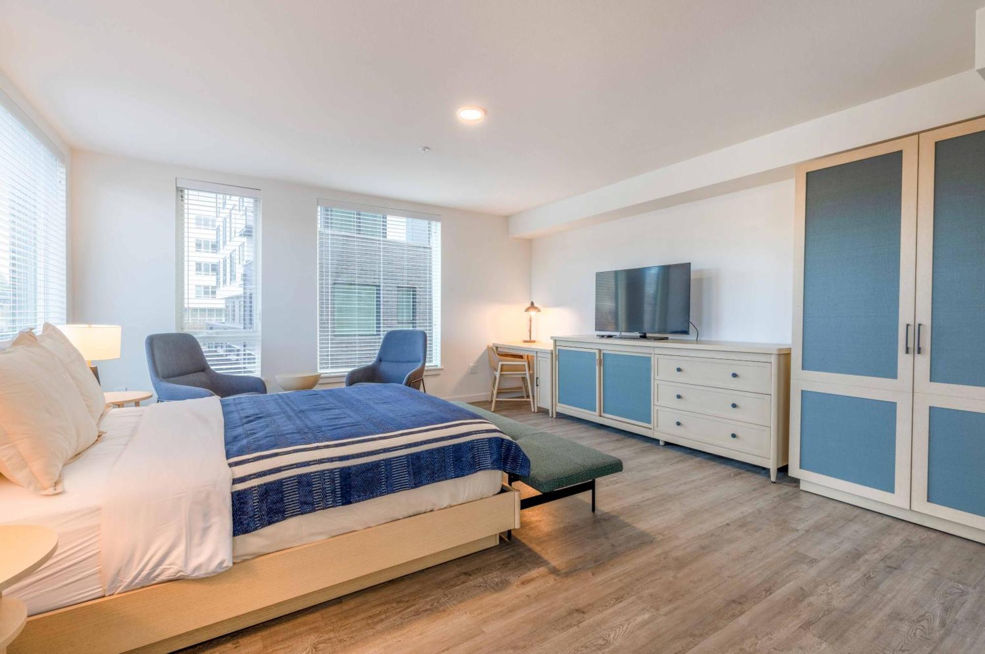 Marina Square Suites Bremerton Exterior photo
